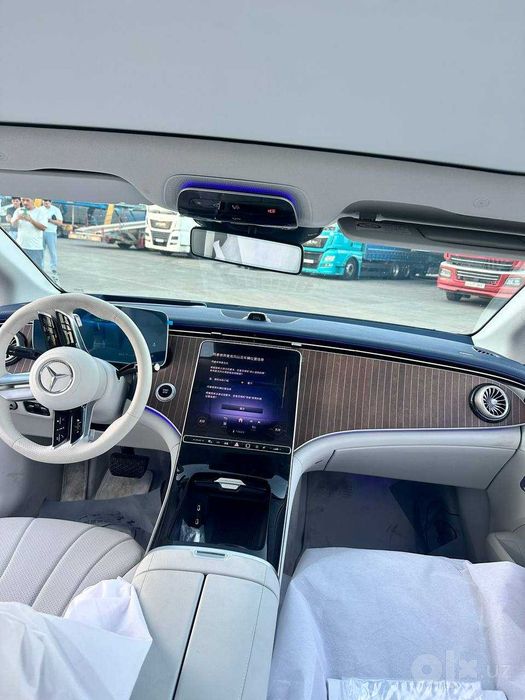 Mercedes EQE 500 Full 2025