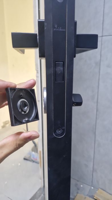 Установка межкомнатной двери