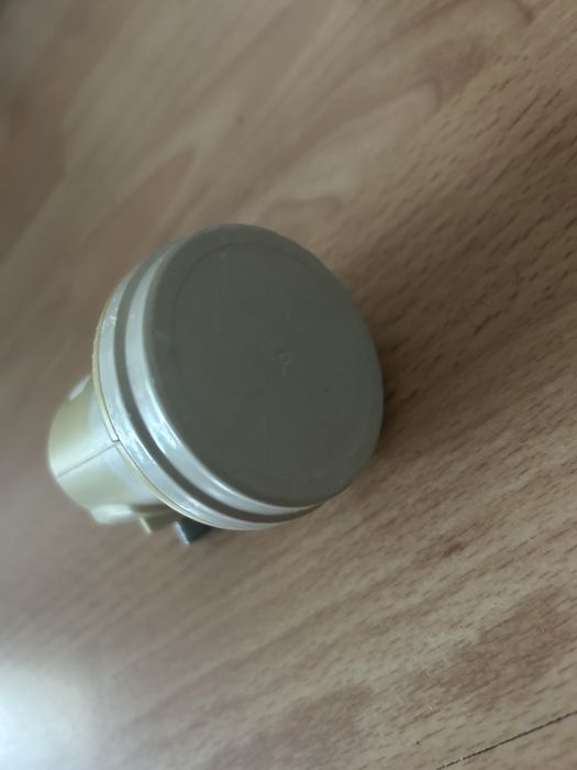 Сателитен ЛНБ конвертор за прием на сателитни канали