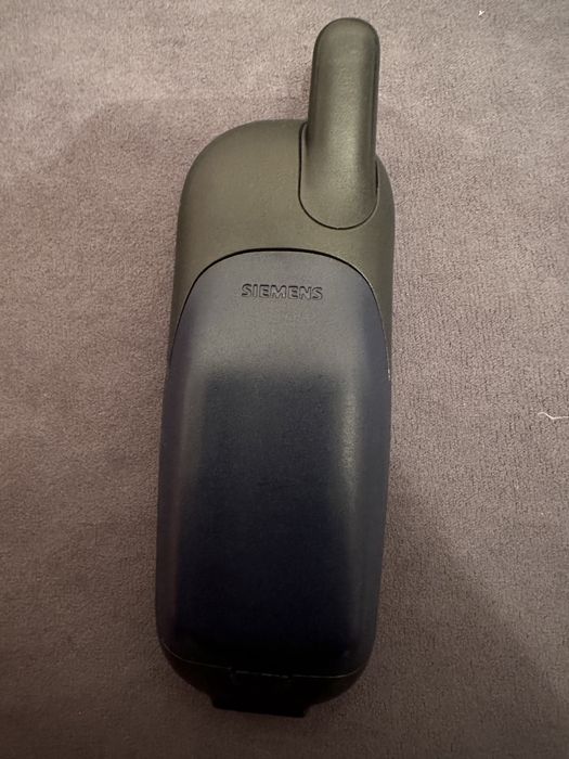 Срочно , абсалютно новый телефон!!!