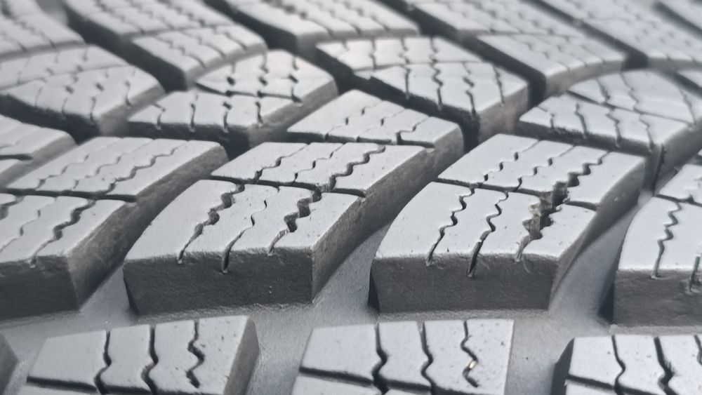 215/65/16 Goodyear