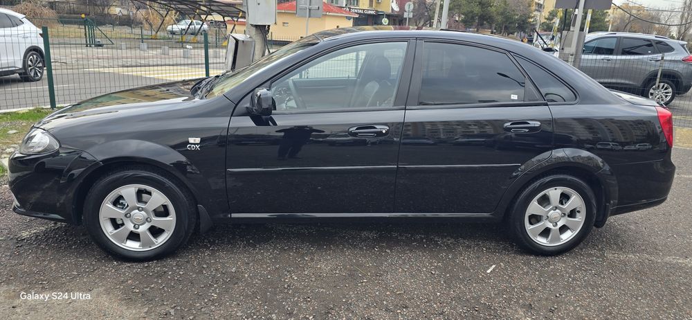 Chevrolet Gentra,