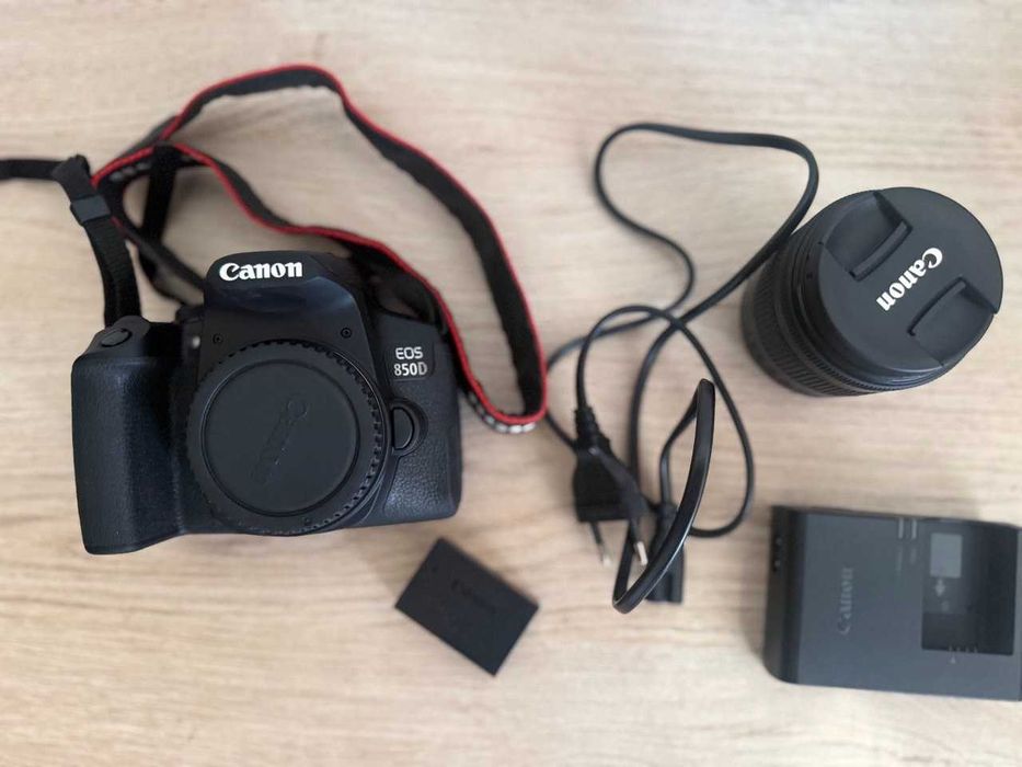 Продам Canon EOS 850D — новый