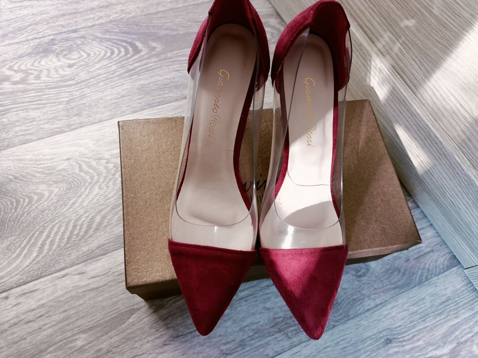 Продаю Туфли красивые, стильные!