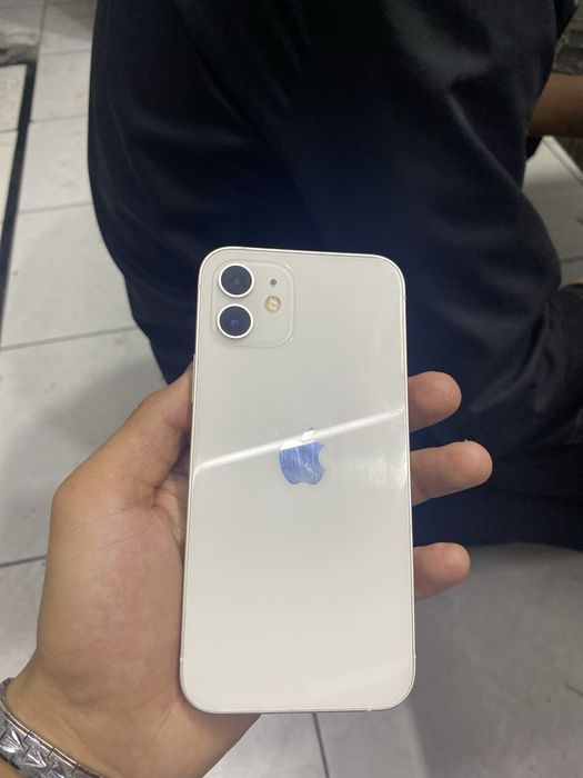 Iphone 12 sotladi