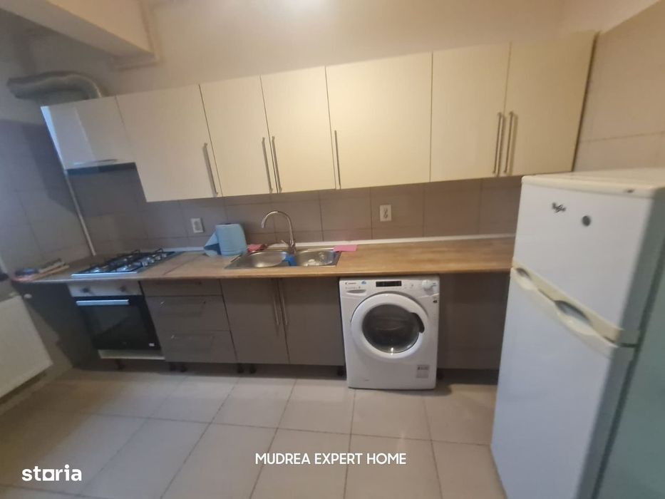Nou / Apartament Superb / 2 Camere / Otopeni Central — fotografia 1