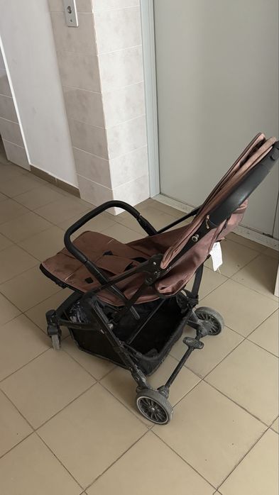 Коляска в хорошем состоянии