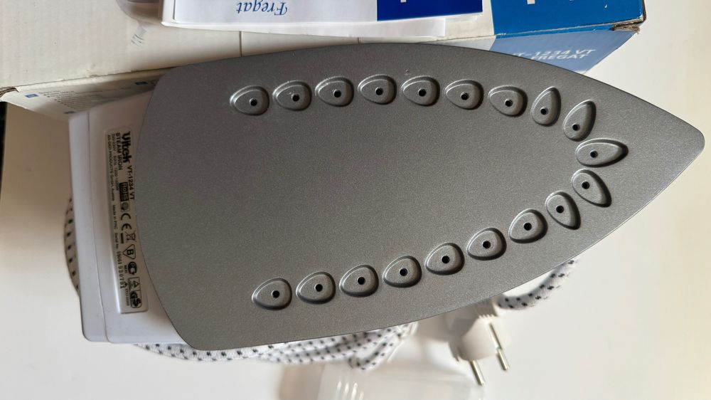 Электроутюг Vitek Steam Iron