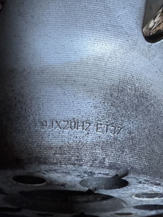 Джанти Audi A8 20 цола оригинални двуцветни без драскотина