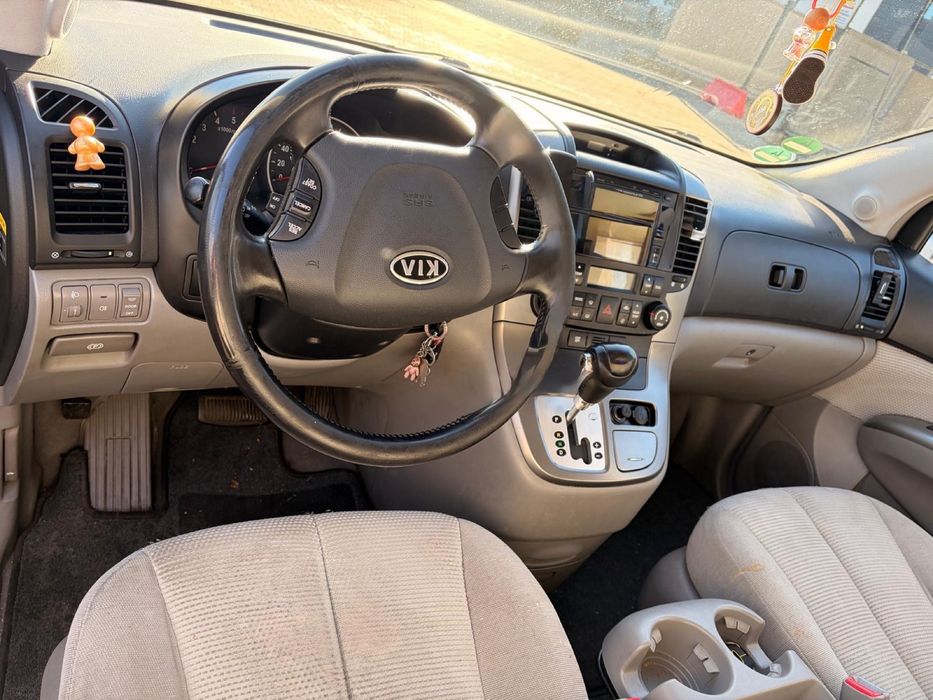 Kia Carnival 2008