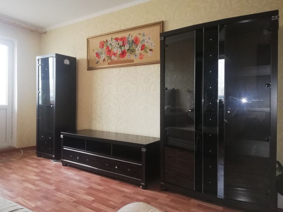 Продаётся Столовый Гарнитур!