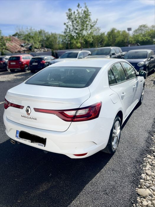 RENAULT Megane 2021 — imagine 3