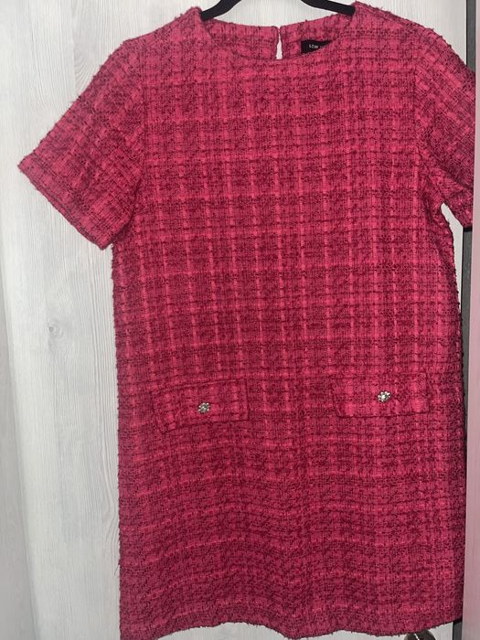 Дамска рокля от букле