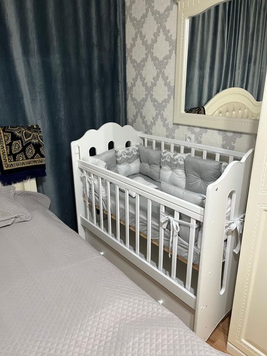 Продам детскую кроватку