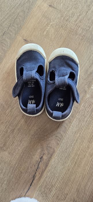 Бебешки обувки и сандали