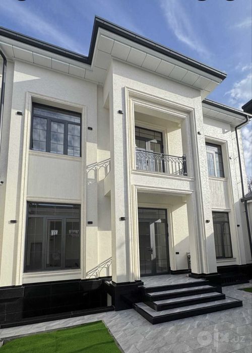 Шикарный дом в центре города