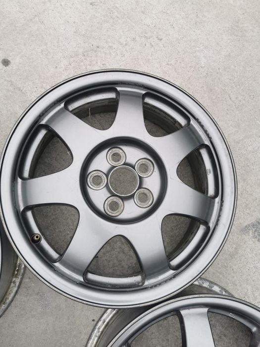 Jante originale Toyota prius R16 (5x100),j6,et45