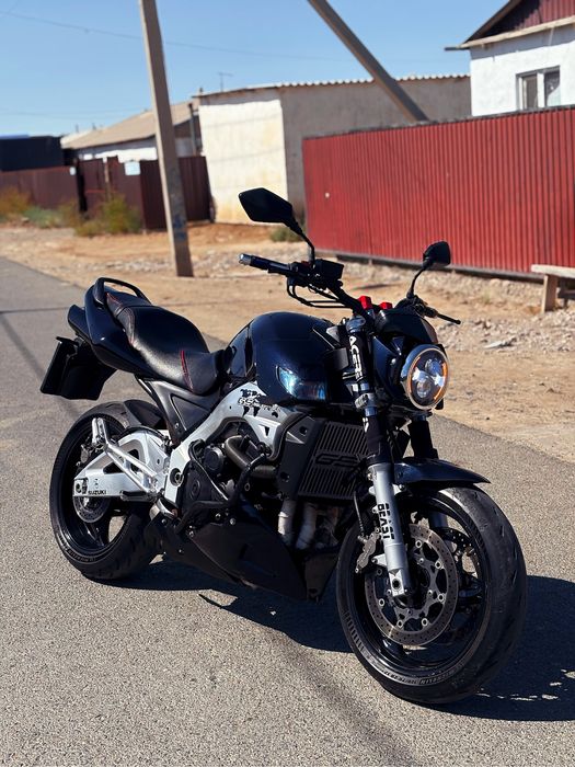 Мотоцикл Suzuki gsr600