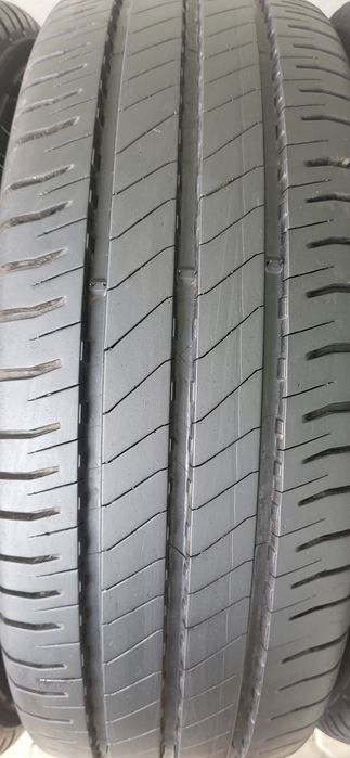 4 anvelope 215 65 16C Michelin Agilis3 2024 Top 8mm