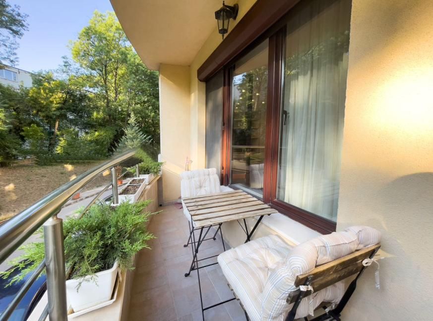 Дава се под наем Тристаен апартамент в София, Дианабад - 140 кв.м за 1099 € - Снимка #13