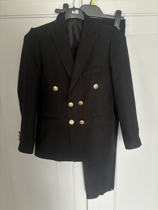 costum de baieti