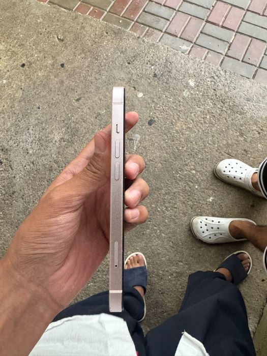 Iphone 13 pink 128 гб