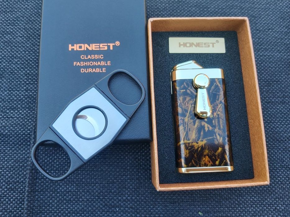 Луксозна запалка за пури с подарък резачка,два цвята