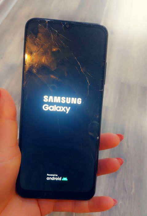 Мобилен апарат Samsung