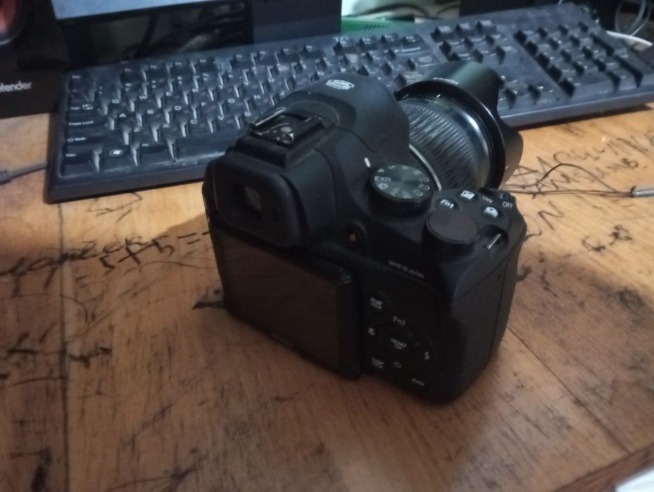 Fujifilm 2 ta yangi batareyakasi bor sumkasi shtativi prorektori bor