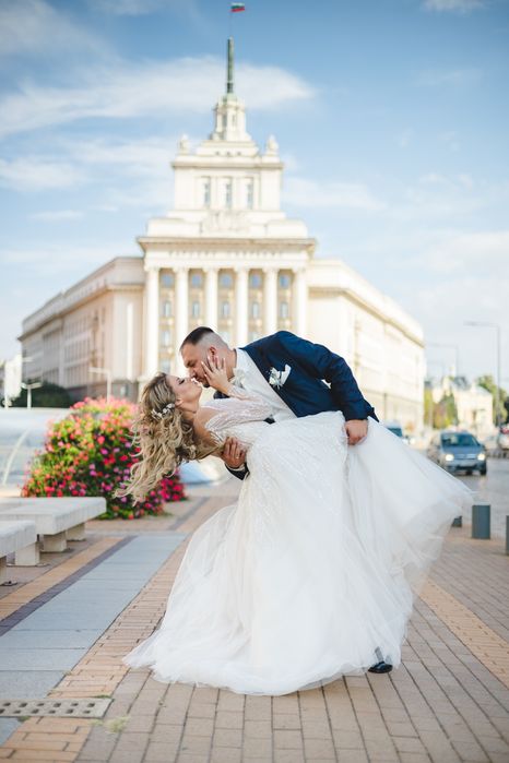 ФоторгаФски услуги (сватбена и портретна фотография)