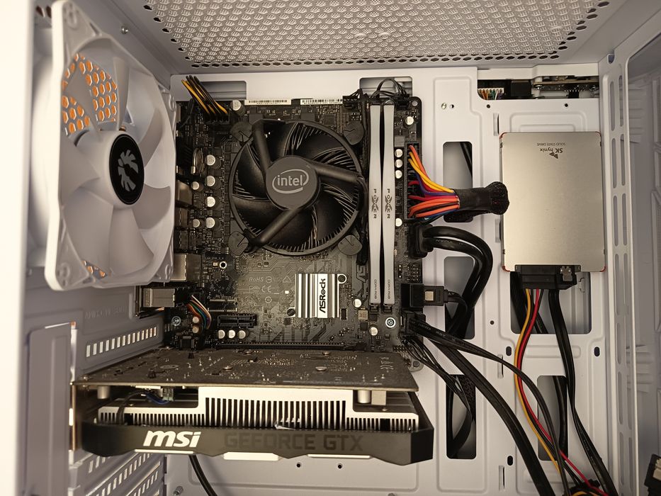 Геймърски компютър | 16 RAM | i3-10105F | NVIDIA GeForce GTX 1650