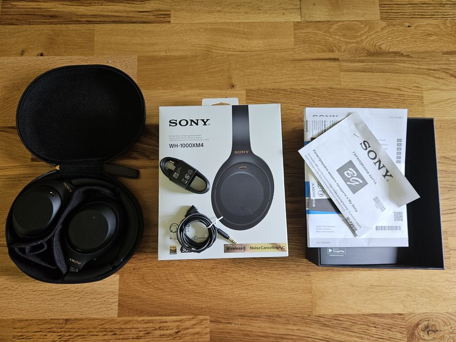 Sony WH-1000XM4 безжични слушалки с ANC - пълен комплект, отлично

Състояние
