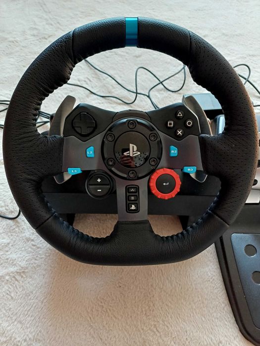 Продавам Logitech G29 волан с педали