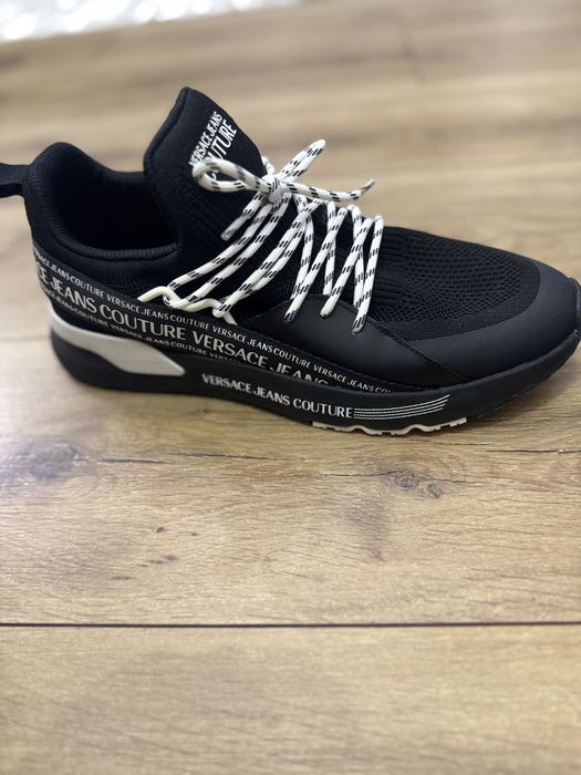 Обувки versace.