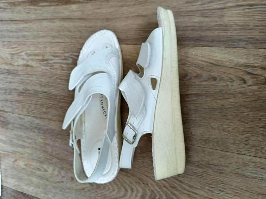 Обувь летняя 41 42  размера