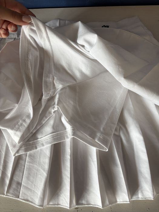 Юбка S, в идеальном состоянии    (ПИСАТЬ В ЧАТ, НЕ ЗВОНИТЬ)