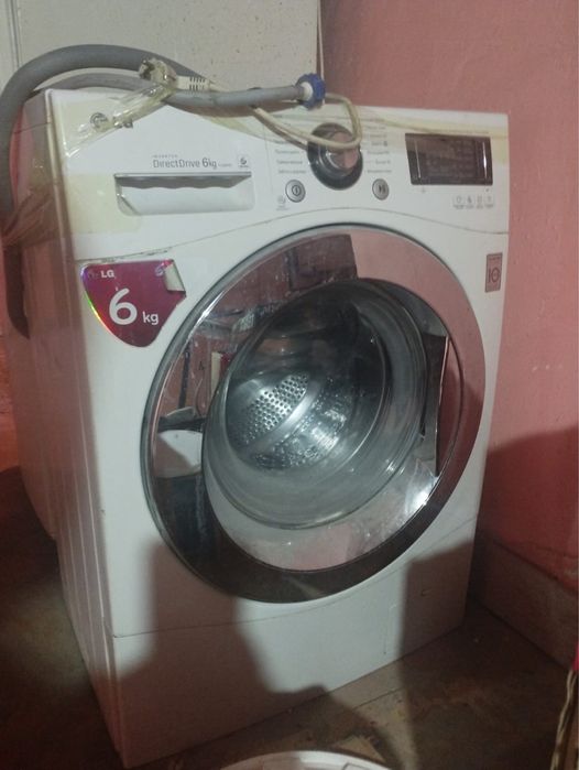 Продам стиральную машина lg