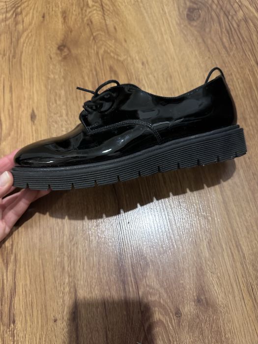 Pantofi din piele lac Anna Cori