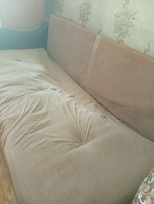 Диван 2,2*1, 1 бесплатно