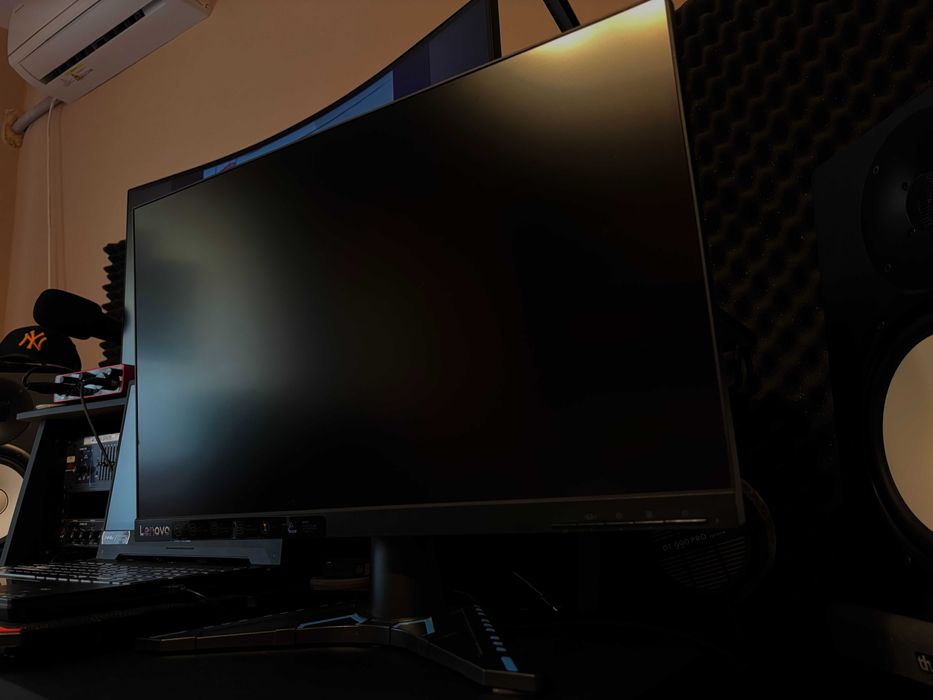 Monitor Gaming - Lenovo G24e-20