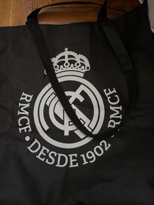 Тренировъчно горнище на REAL MADRID