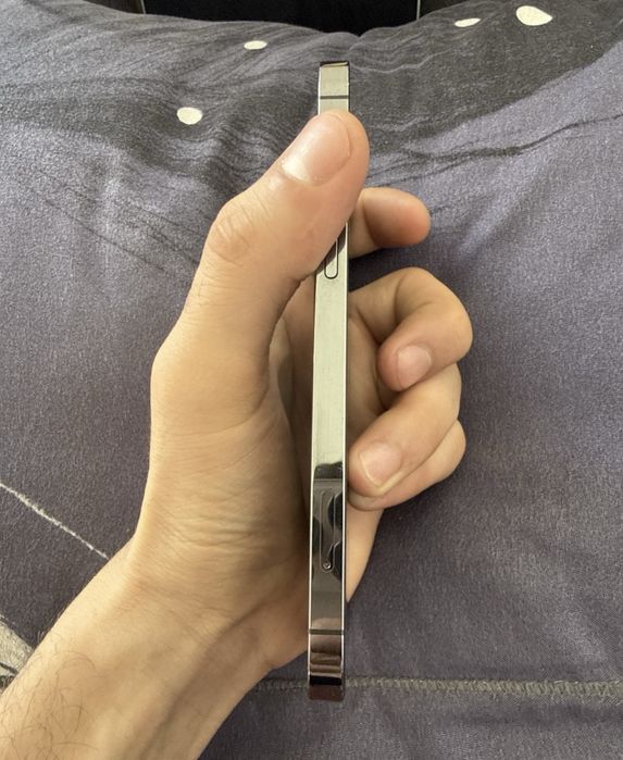 Iphone 12 pro sotiladi ideal 256 gb 80 yomkis ochilmagan