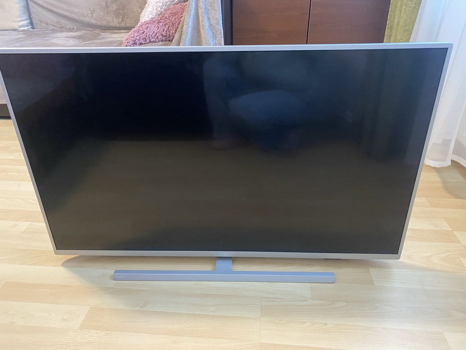 Tv Philips ambilight cu ecran defect