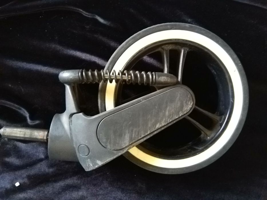 Само на части ! Бебешка количка Kikka boo Divaina 2 в 1 на части