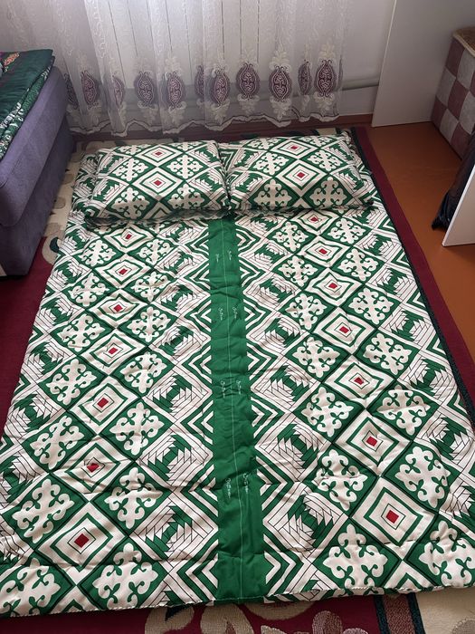 2 көрпе 2 жастық бірге 10 мың