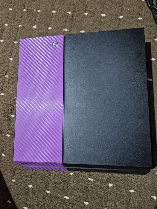 Игровая консоль 'Play station 4 original'