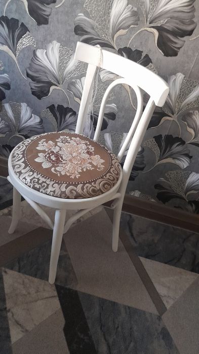 Продам стул 10000