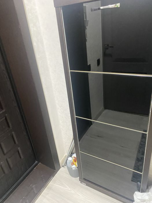 Продам обувницу