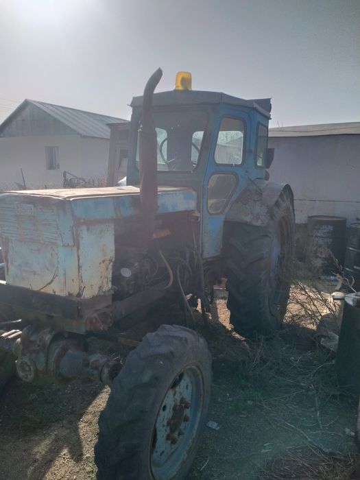 Продам трактор т40