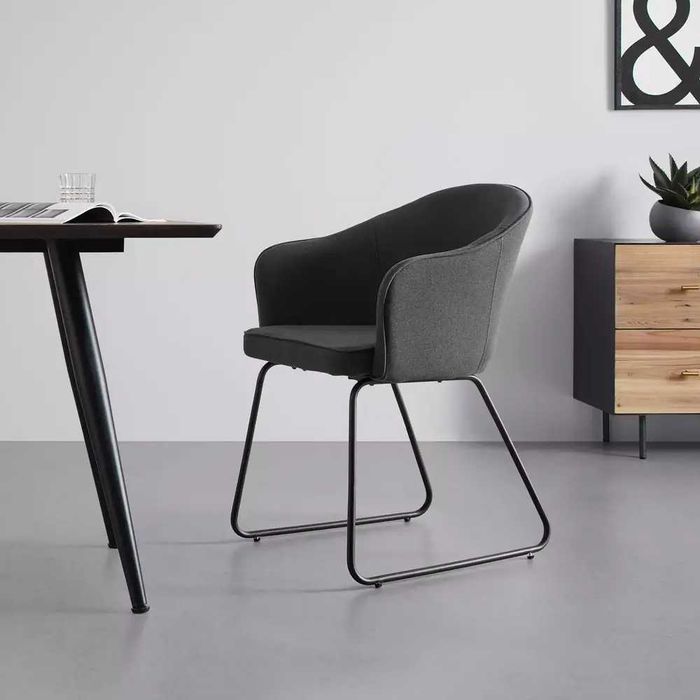 РАЗЧИСТВАМЕ СКЛАДА   столове единични бройки по 49.90 евро